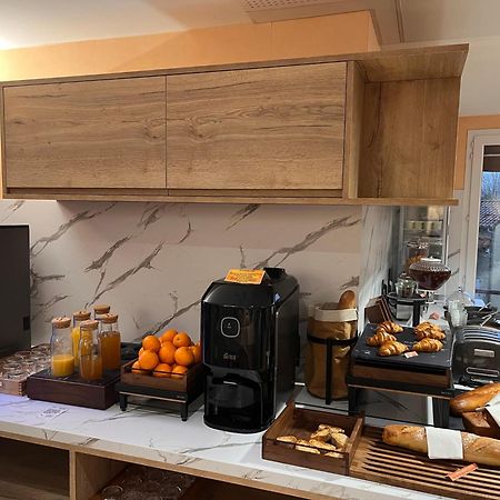Logis Hotel Spa Restaurant Le Provence Lanarce Ngoại thất bức ảnh