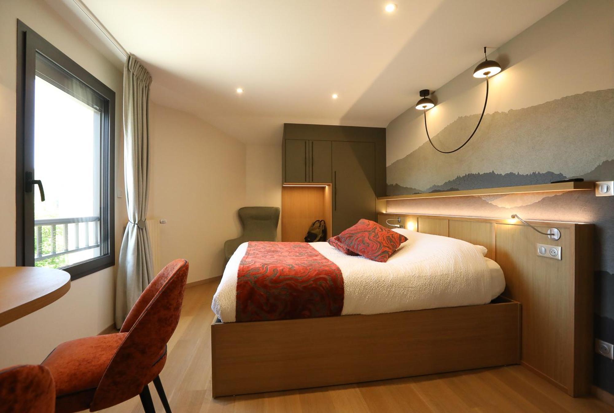 Logis Hotel Spa Restaurant Le Provence Lanarce Ngoại thất bức ảnh