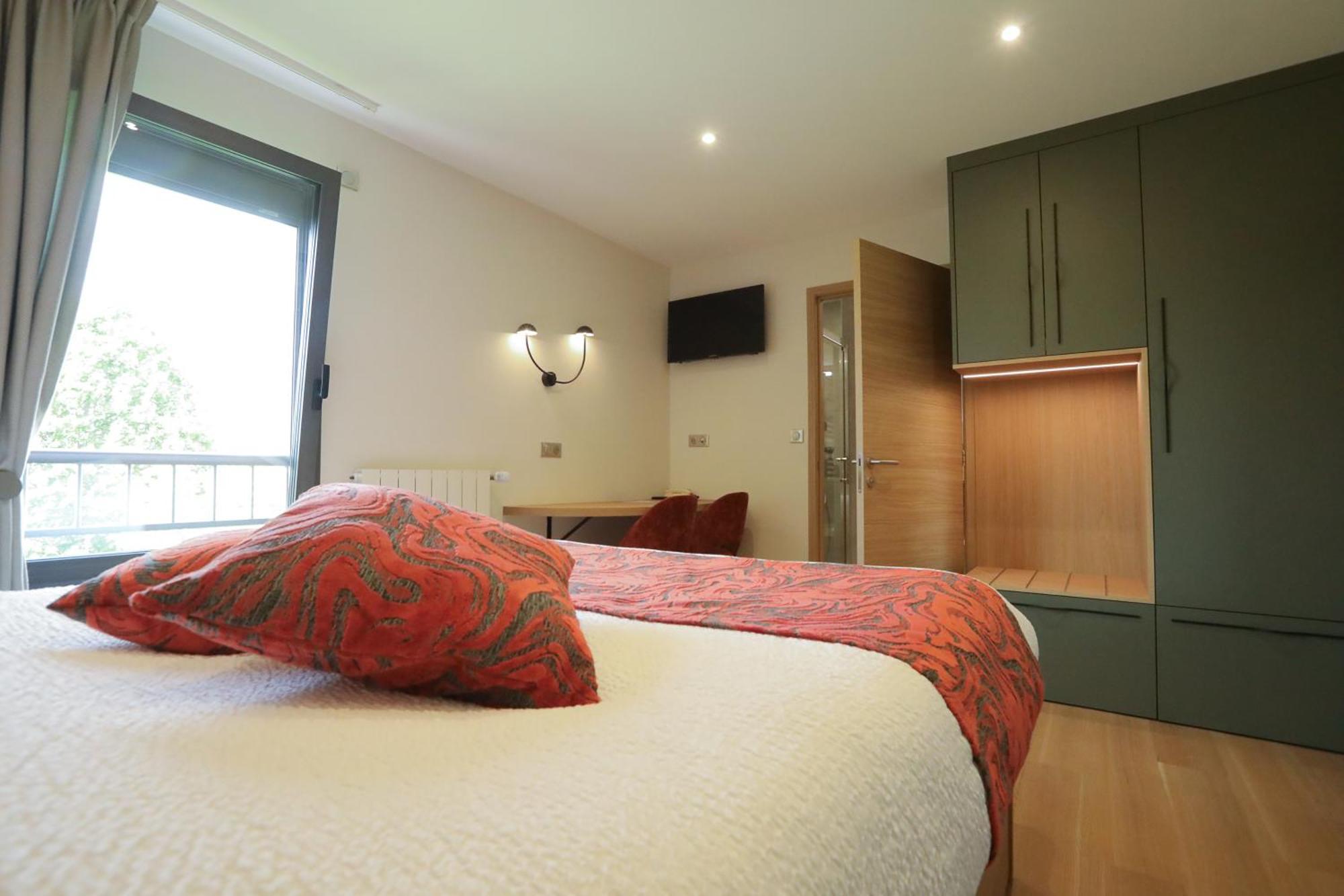 Logis Hotel Spa Restaurant Le Provence Lanarce Ngoại thất bức ảnh